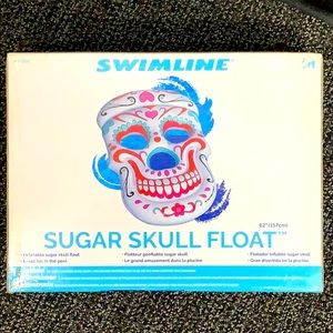 NWT Skull Pool float